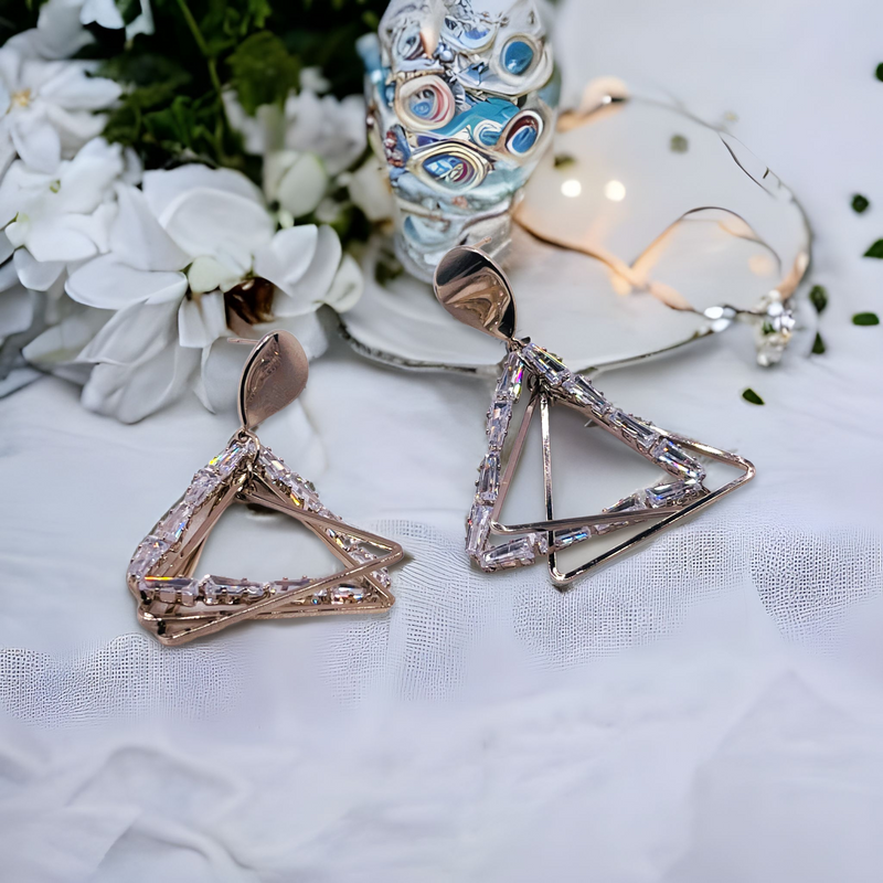 18kt Gold Crystal Triangle Earring