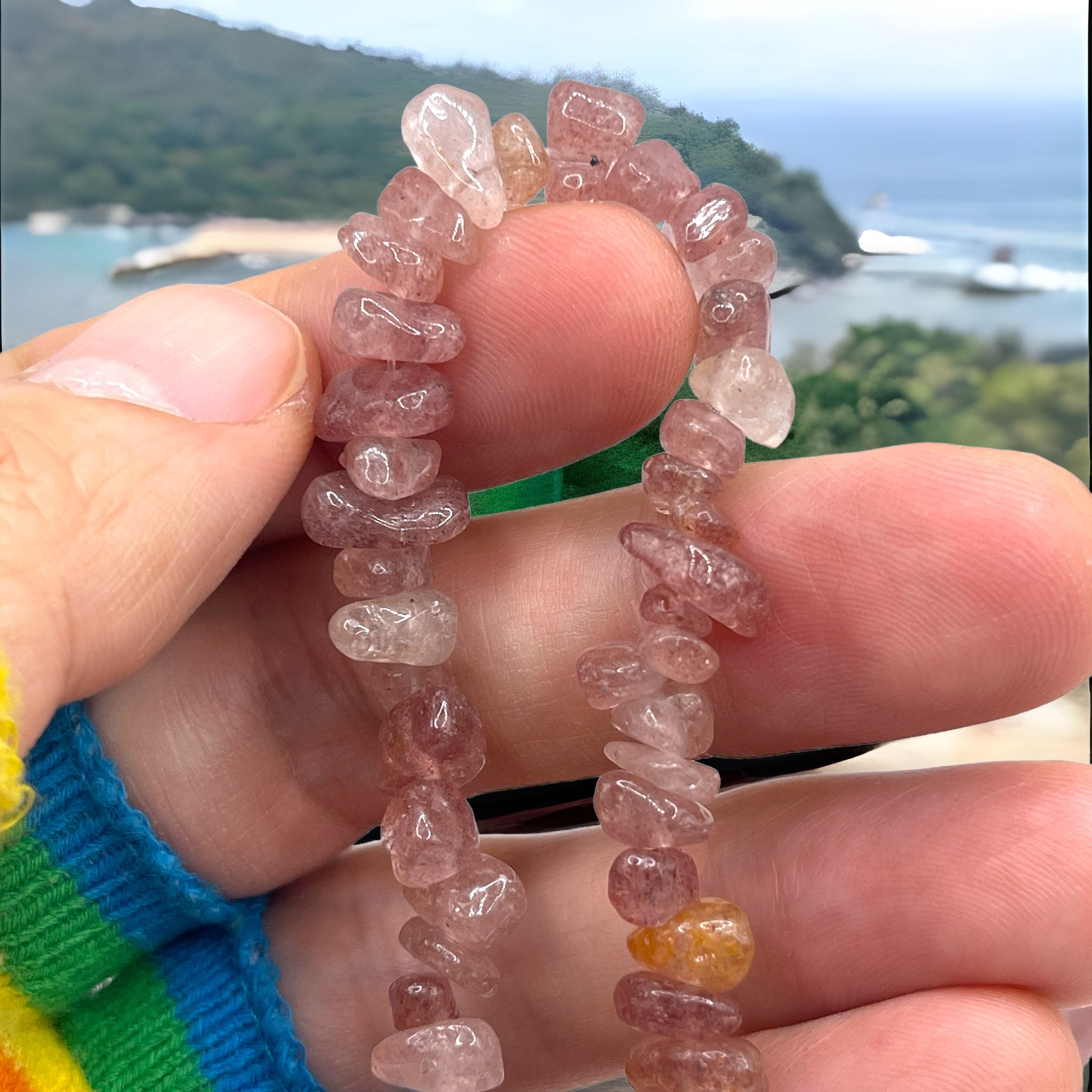 8x5mm Strawberry Quartz Chips